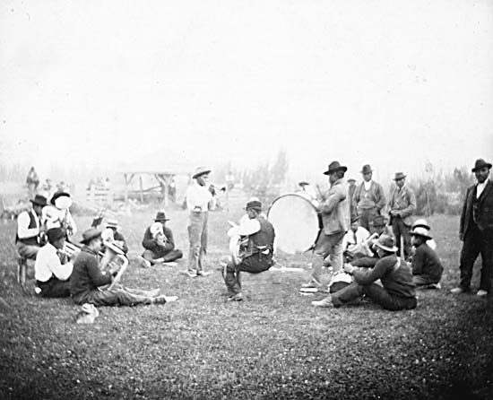 Squamish Band Practicing 1900 P45