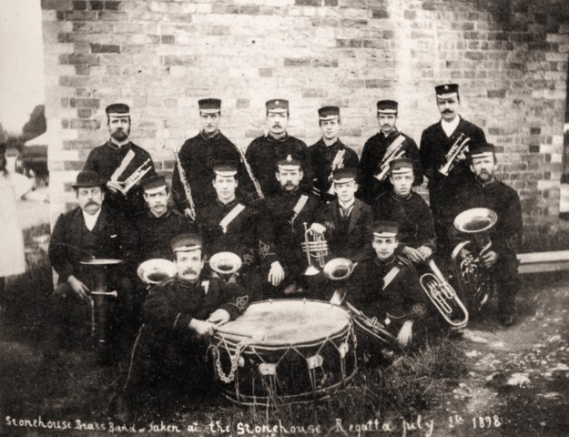 Stonehouse Brass Band Gloucestershire 1898.jpg